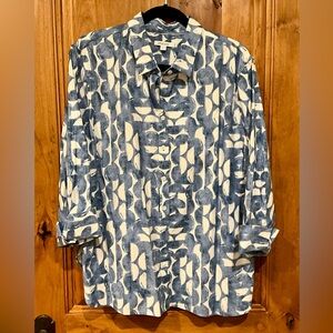 Stylish Chico's Blue and White Abstract Print Shirt